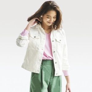 Uniqlo White Denim Jacket - like new!